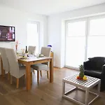 Brandenburger Strasse 5a - W15 דירה *