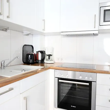 Brandenburger Strasse 5a - W15 *