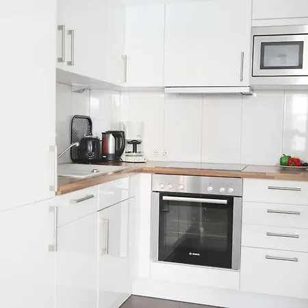 Brandenburger Strasse 5a - W15 *