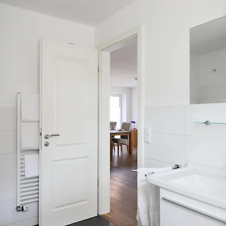 Brandenburger Strasse 5a - W15 * 베스터란트
