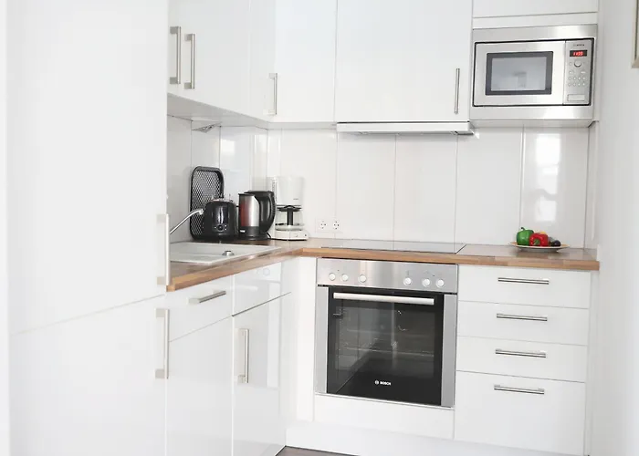 Brandenburger Strasse 5a - W15 *